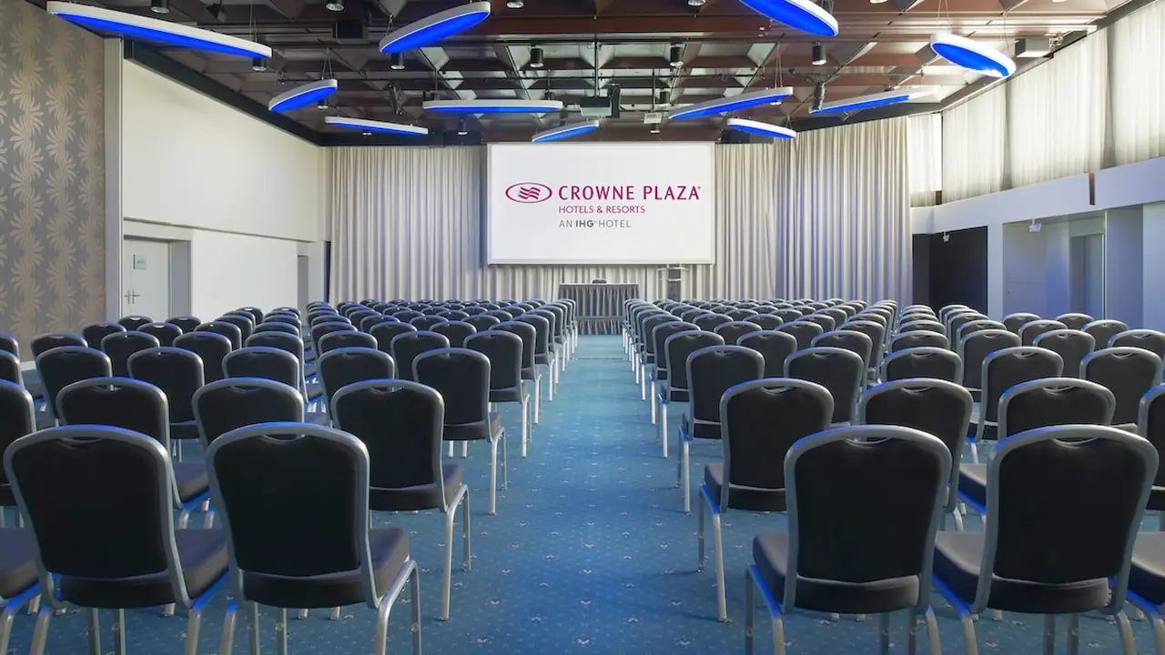Crowne Plaza